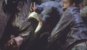 World_Without_End_spider_attack